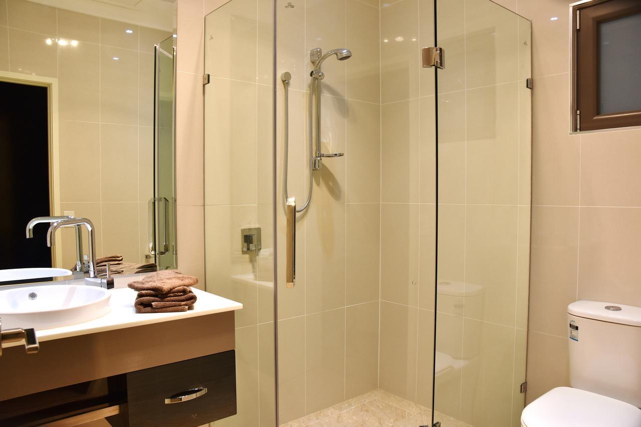 Miles Western Downs Motor Inn מראה חיצוני תמונה