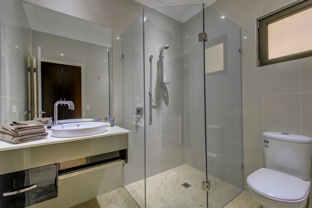 Miles Western Downs Motor Inn מראה חיצוני תמונה
