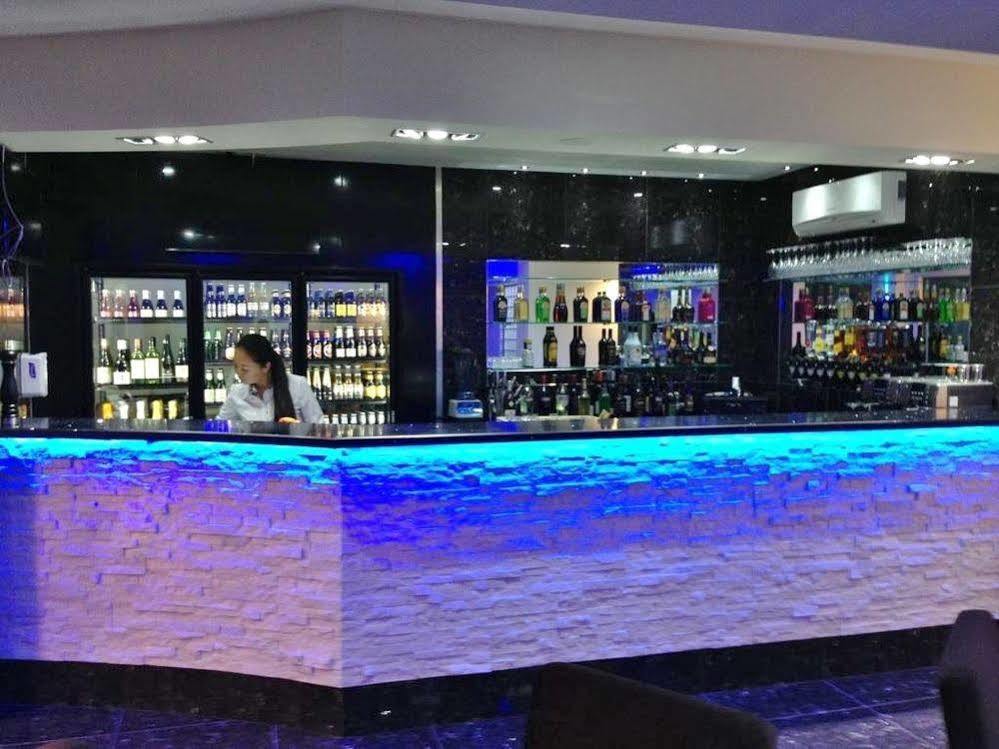 Miles Western Downs Motor Inn מראה חיצוני תמונה